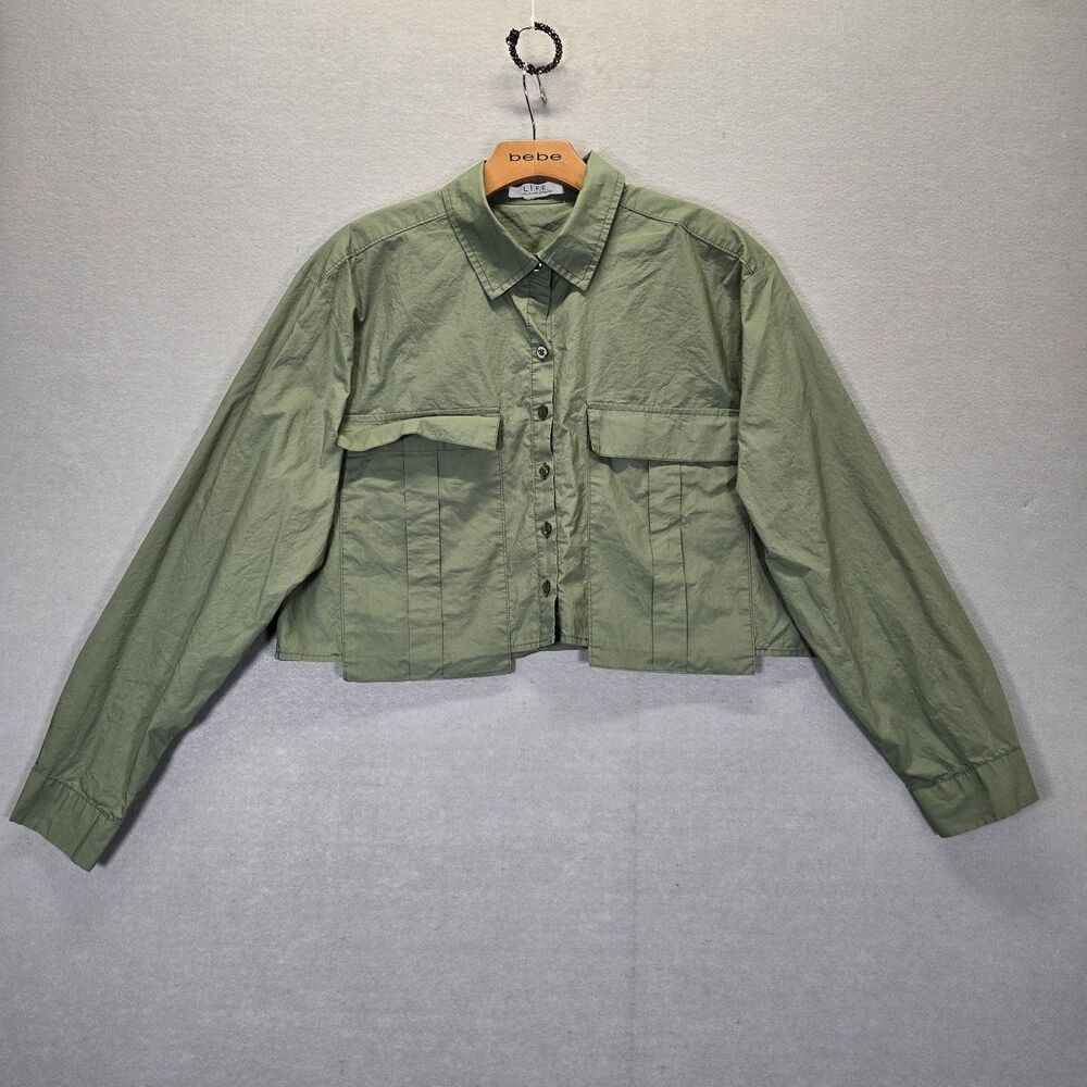 L.I.F.E Love is for eternity women's green cropped utility shirt Flap Pockets S